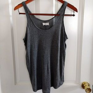 Dark grey Lou and Grey tank